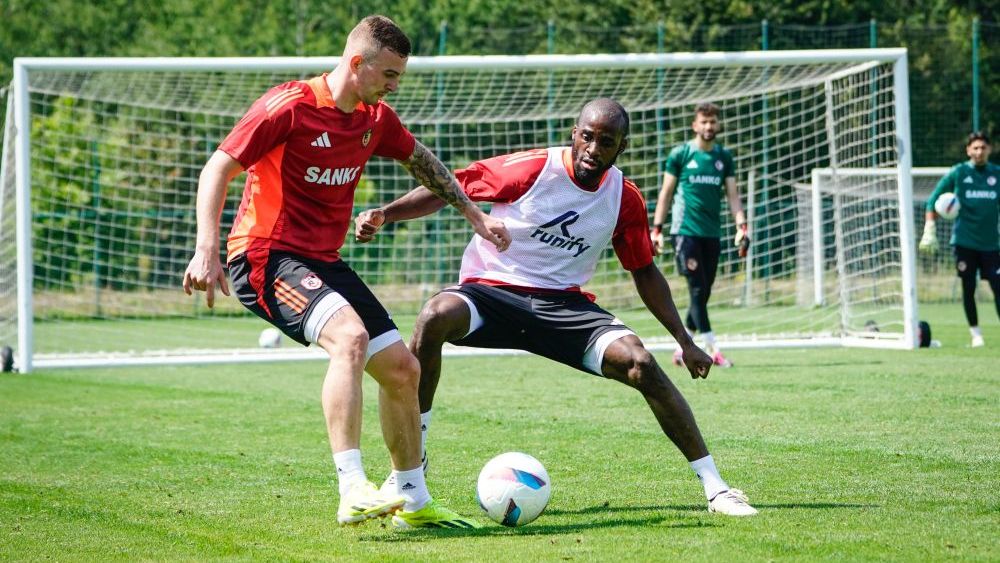 Gaziantep FK ara vermeden çalışıyor